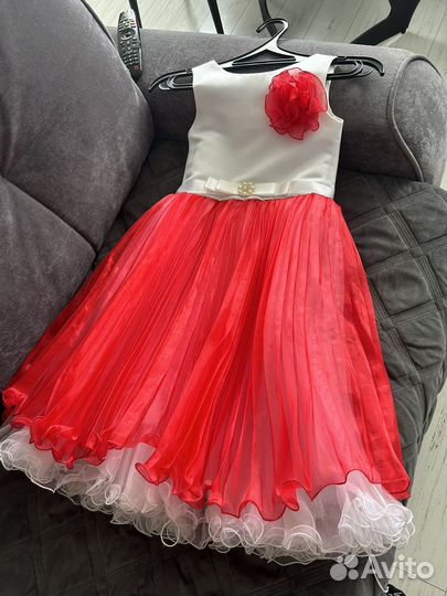 Платье для девочки 6-7 лет