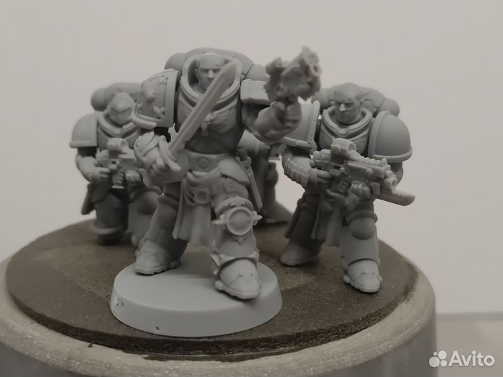 Warhammer 40000 миниатюры