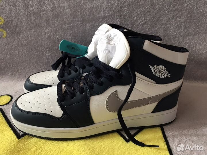 Кроссовки jordan новые 45