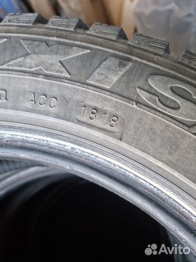 Maxxis ArcticTrekker NP3 205/55 R16 94T