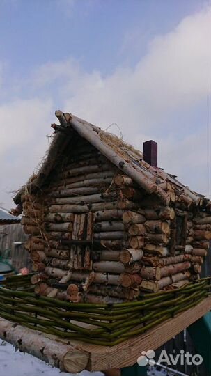 Домик-кормушка для птиц