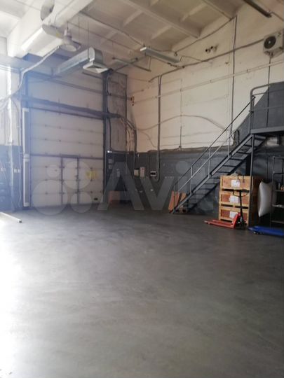 Складское помещение, 1371 м²