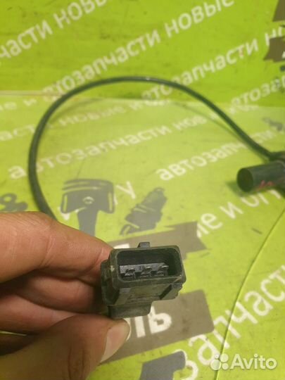 Датчик положения коленвала Opel Astra zafira (F75)