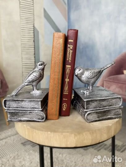 Держатель для книг
