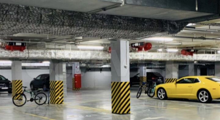 Машиноместо, 14 м²