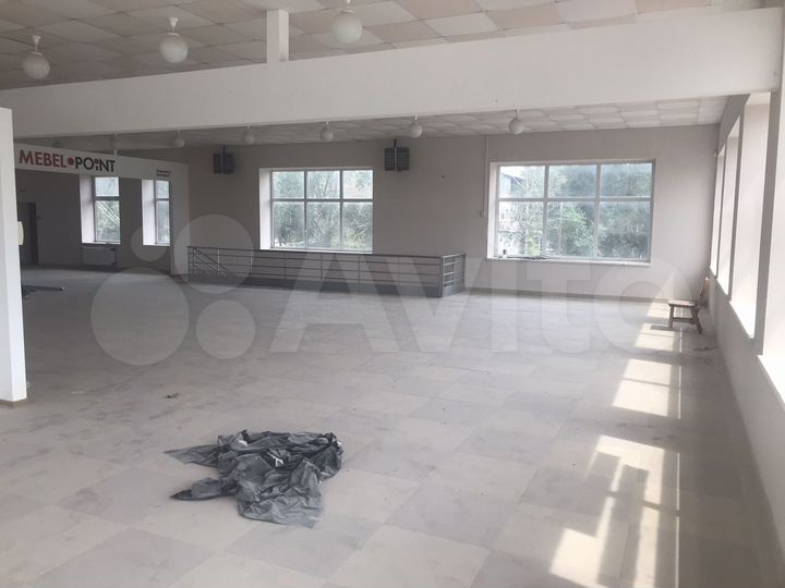 Торговая площадь, 828 м²