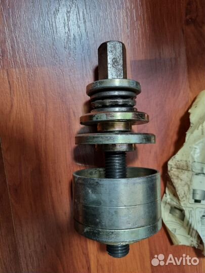 Съемник подшип ступицы лада