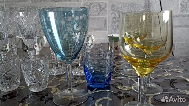 Кружки, бокалы, стаканы, рюмки