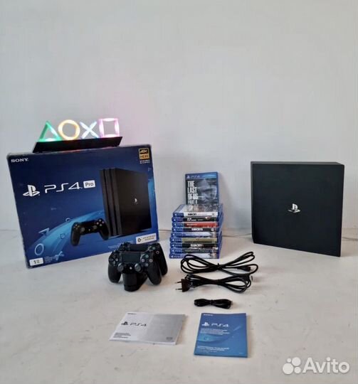 Sony Playstation 4 Pro 770 Игр / 2 геймпада / Дост