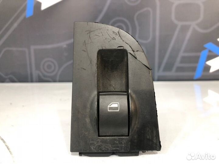 Кнопка стеклоподъемника Audi Allroad C5 BAS 2004