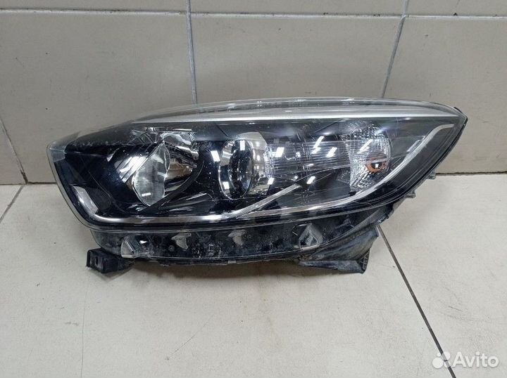 Фара передняя левая Renault Kaptur