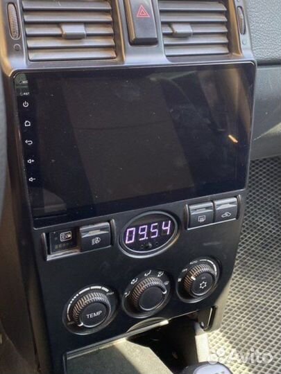 Электронные часы на приору