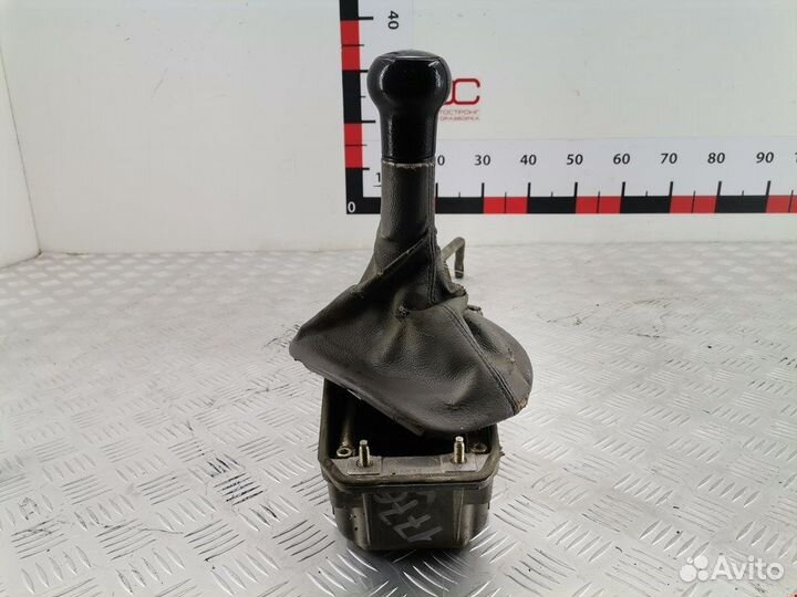 Кулиса кпп для Volkswagen Passat 5 893711117D