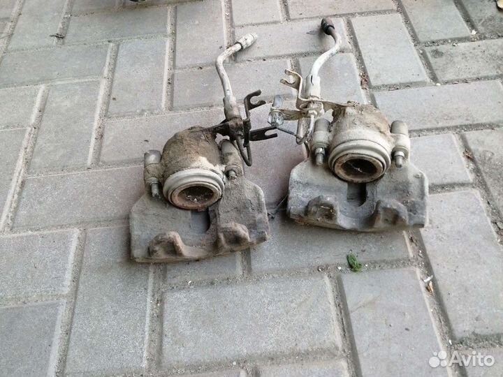 Пассат б5 +суппорта передние