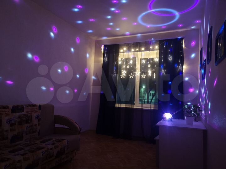 2-к. квартира, 57 м², 1/4 эт.