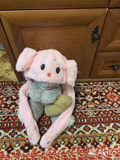 Настольная игра и мягкие игрушки