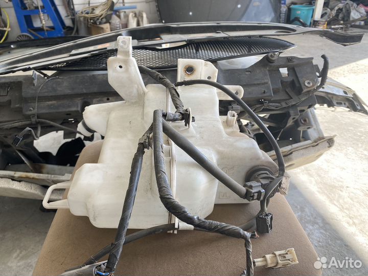 Бачок омывателя mazda 6 gj