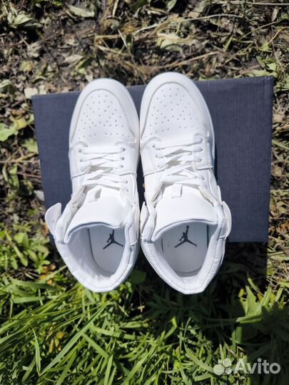 Кроссовки nike air jordan 1