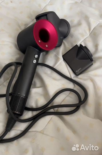 Фен Dyson
