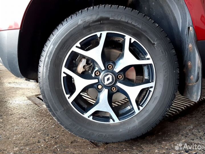 Renault Duster 2.0 AT, 2014, 180 480 км
