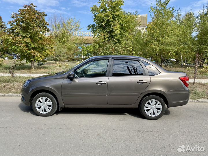 LADA Granta 1.6 МТ, 2018, 77 500 км
