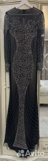 Вечернее платье