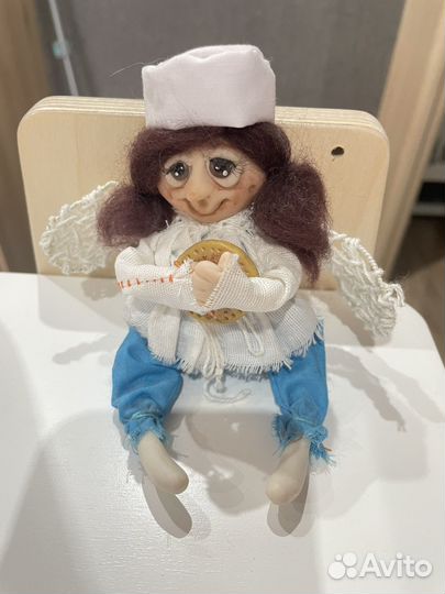 Игрушка ручной работы врач