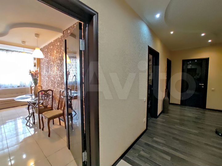 3-к. квартира, 93,7 м², 3/9 эт.