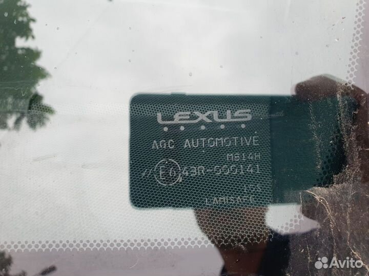 Лобовое стекло Lexus GX460 5610160N21