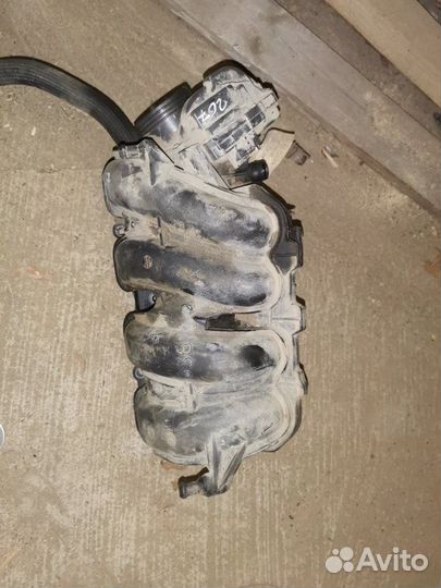 Коллектор впускной Peugeot 207 EP6 2008