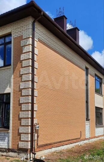 Дом 231,8 м² на участке 10 сот.