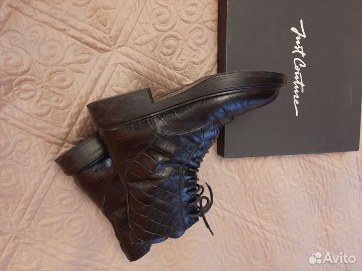 Ботинки женские 40