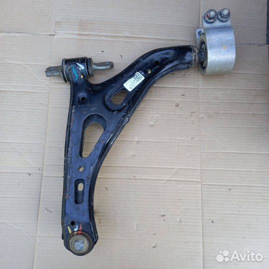 Рычаг передний правый Chevrolet Equinox 3 2018