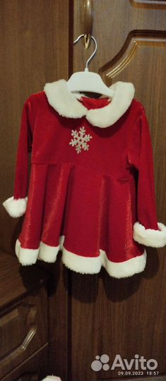 Платья праздничные