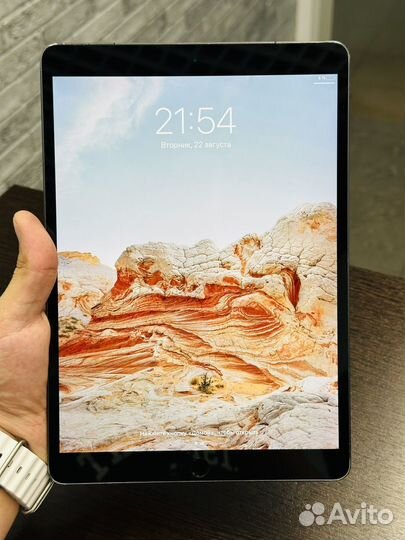 Хороший iPad Air 3 256gb LTE Sim Оригинал