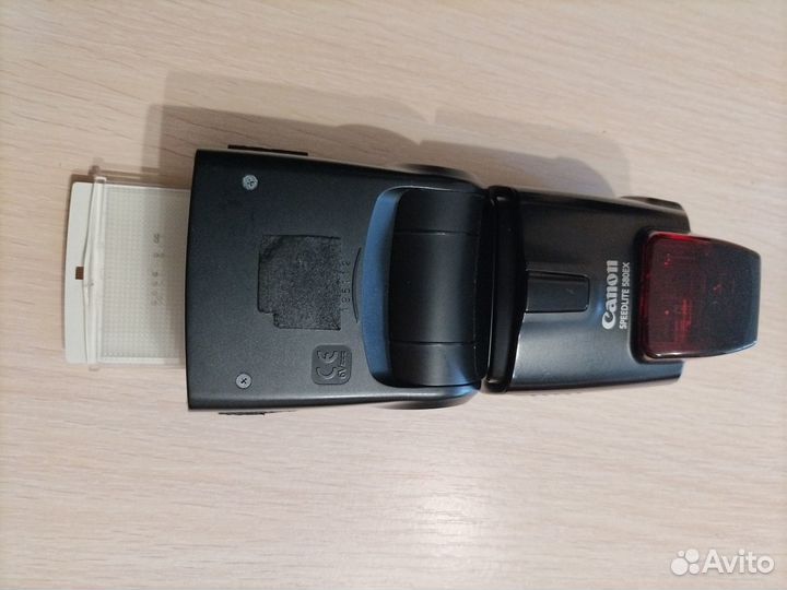 Вспышка Canon Speedlite 580EX