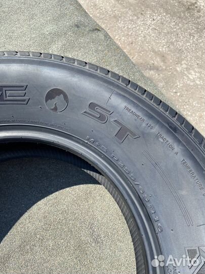 Kumho Road Venture ST KL11 255/65 R16