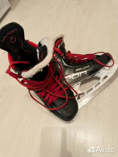 Коньки хоккейные