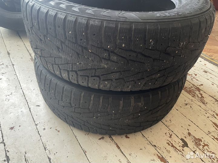 Nokian Tyres Hakkapeliitta R2 SUV 235/60 R18