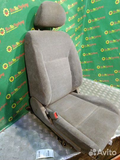 Сиденье переднее левое Nissan Sunny седан 1.5 2001