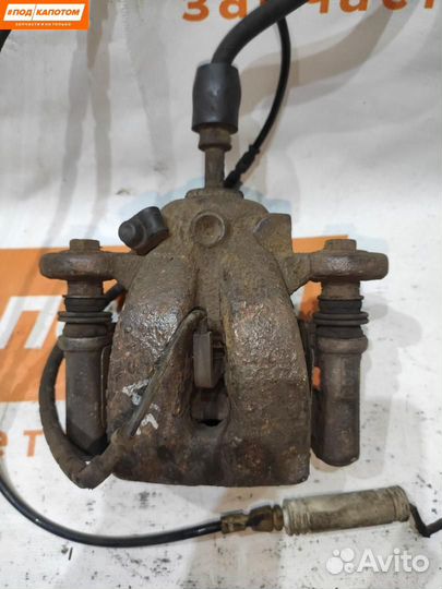 Суппорт тормозной задний левый BMW 1 E87 2007