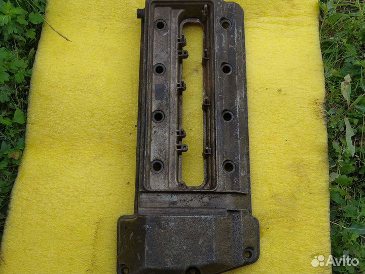 Клапанная крышка BMW Land Rover