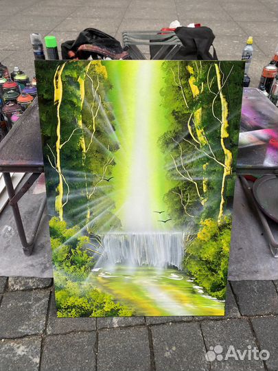 Картина баллончиками