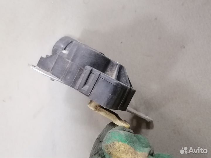 Моторчик заслонки отопителя Nissan Almera N15 1997
