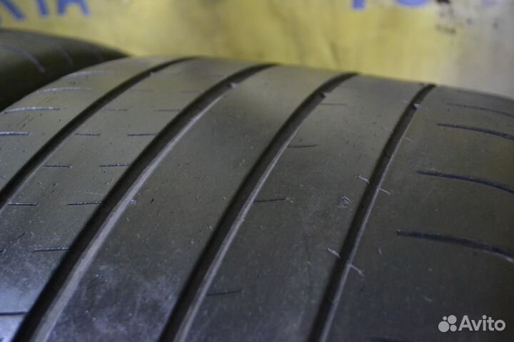 Michelin Pilot Super Sport ZP 275/30 R21