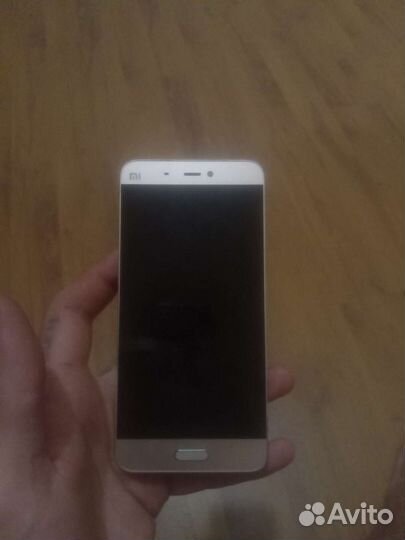 Xiaomi Mi 5, 3/64 ГБ