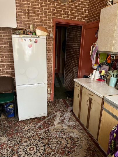 Комната 26 м² в 4-к., 1/6 эт.