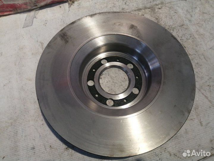 Диск тормозной передний S60/S80 2.4-2.5T 99