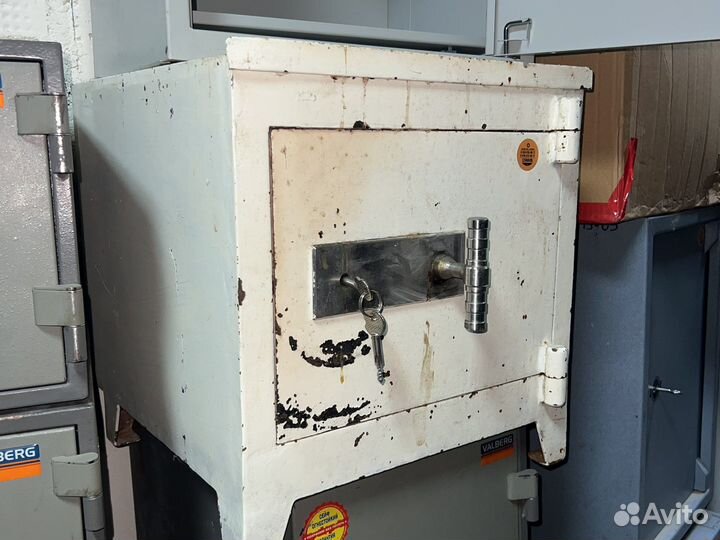 Советский сейф маленький