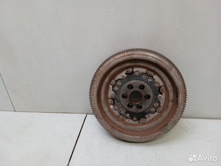 Маховик Skoda Superb